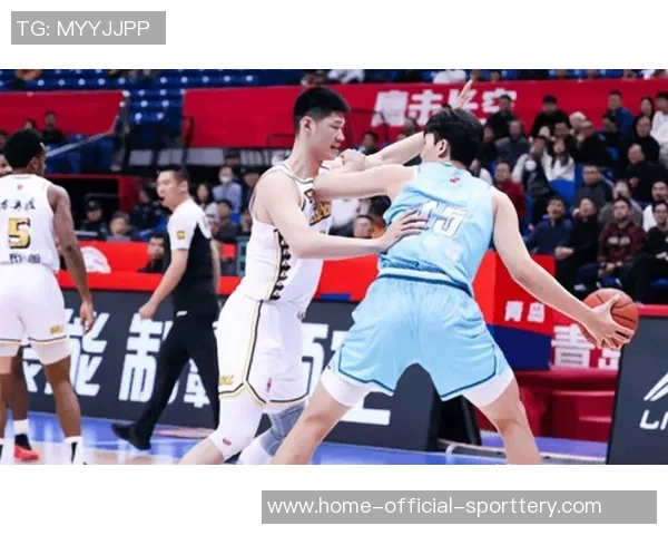 【震惊！广厦内线凶狠犯规引热议，林书豪家人成网络暴力受害，背后隐藏的真相究竟是什么？】