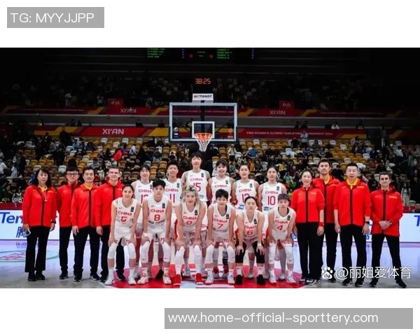 中国女篮出征巴黎奥运！12人合体战最后两场热身赛